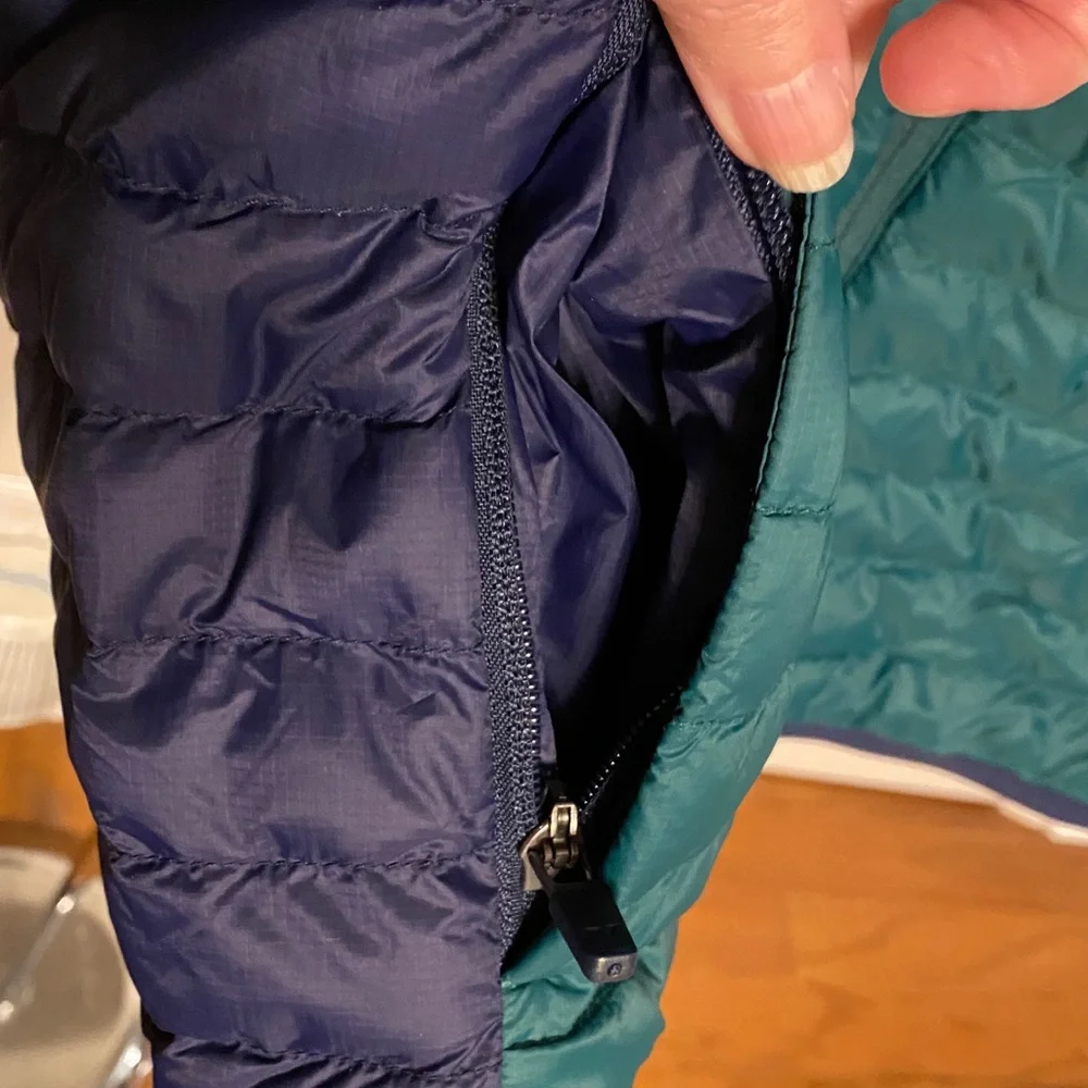 Vineyard Vines Boys Light Puffer
